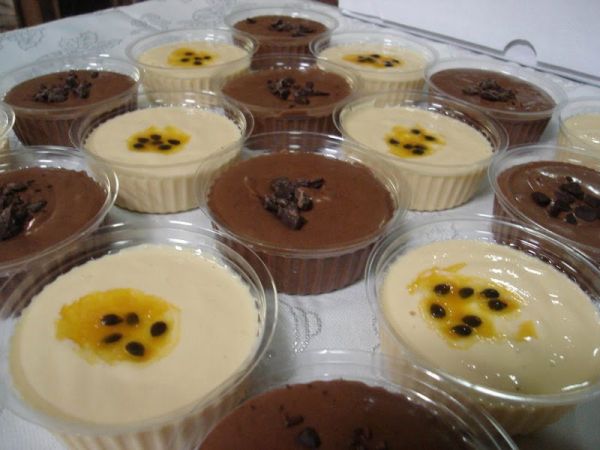Mousse chocolate, maracujá ou limão tam. G